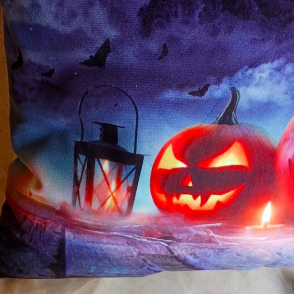 Halloween/Harvest, L.E.D. light-up"jack-o-lantern pillow,16x16 inch, NEW - Picture 5 of 8